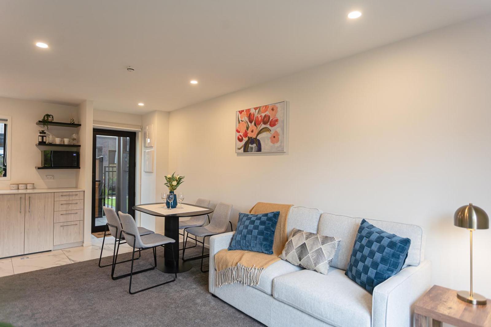 Modern 2 Bedroom Townhouse In Cbd With Parking! Sleeps 5 Christchurch Exterior foto